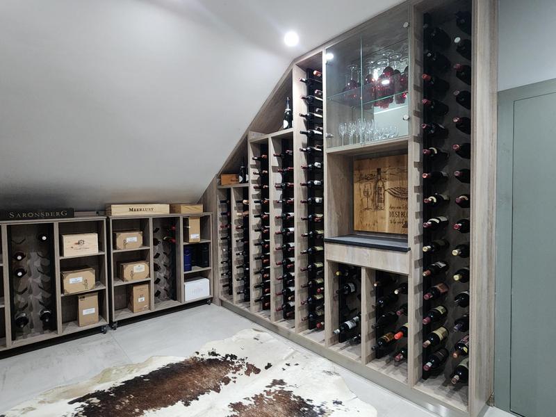 5 Bedroom Property for Sale in Heron Banks Golf Estate Free State